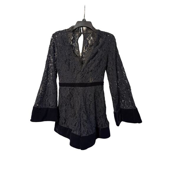 do+be v neck Lace Bell Sleeve Romper dress women black sz small - Picture 3 of 15